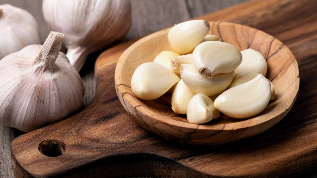 Sarımsağı tuzlu fıstık gibi soymanın sırrı bulundu! Aslında bu kadar basitmiş - Resim: 31